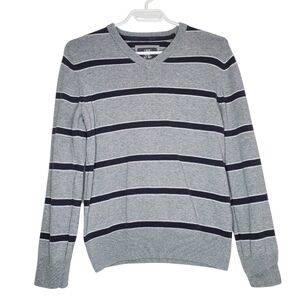 Lable of Graded Goods by H&M Men's V-Neck Pullover, Size S